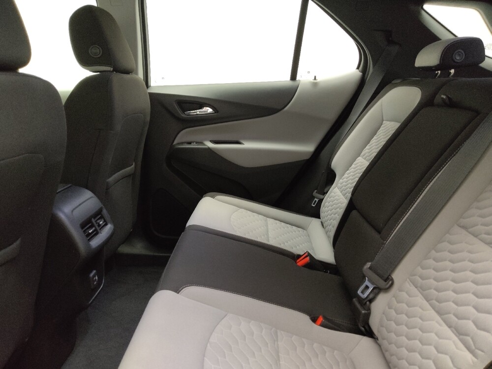 2020 Chevrolet Equinox in Grand Rapids, MI 49508 - 18086871 18
