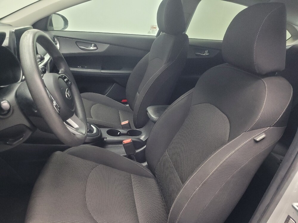 2019 Kia Forte in Highland, IN 46322 - 18086872 17
