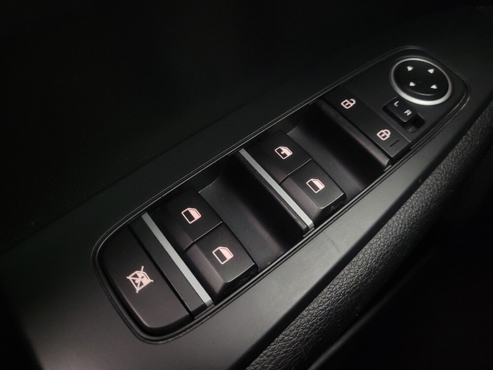 2019 Kia Forte in Highland, IN 46322 - 18086872 27