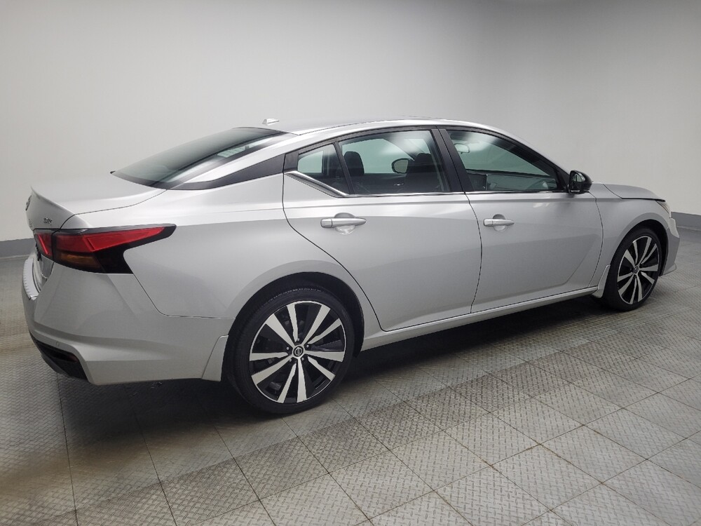 2020 Nissan Altima in Highland, IN 46322 - 18086873 10