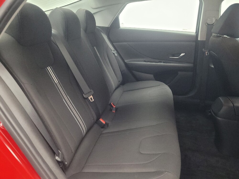 2021 Hyundai Elantra in Highland, IN 46322 - 18086874 19