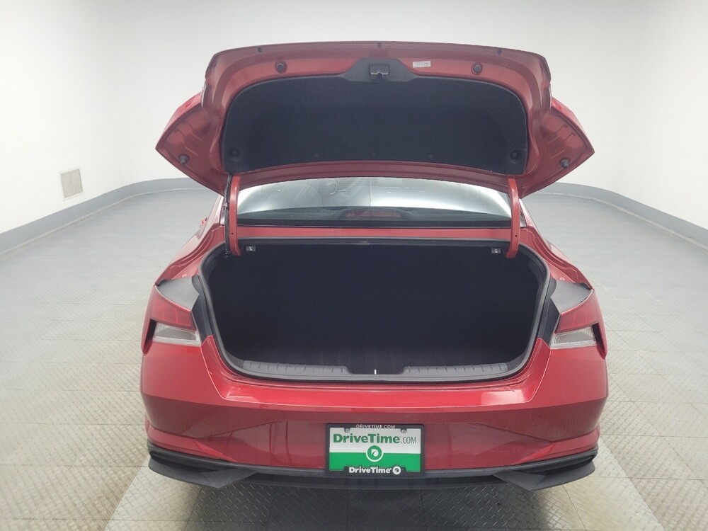 2021 Hyundai Elantra in Highland, IN 46322 - 18086874 29