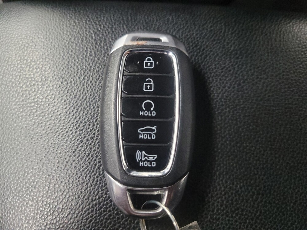 2021 Hyundai Elantra in Highland, IN 46322 - 18086874 32