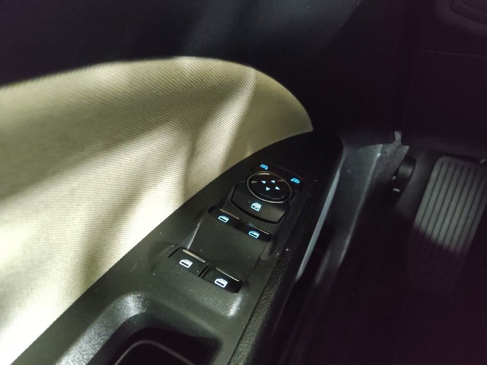 2017 Ford Fusion in Macon, GA 31210 - 18086887 27