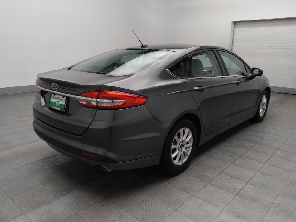 2017 Ford Fusion in Macon, GA 31210 - 18086887 9