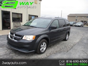 2011 Dodge Grand Caravan in Oak Grove, MO 64075