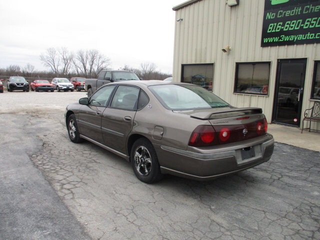2003 Chevrolet Impala in Oak Grove, MO 64075 - 18086892 7