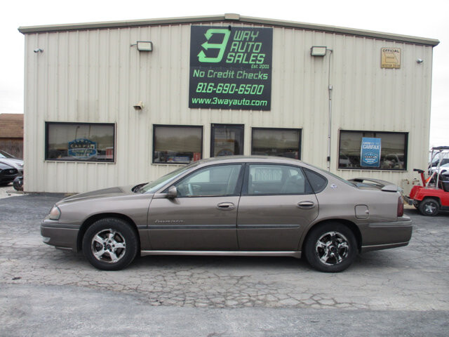 2003 Chevrolet Impala in Oak Grove, MO 64075 - 18086892 8