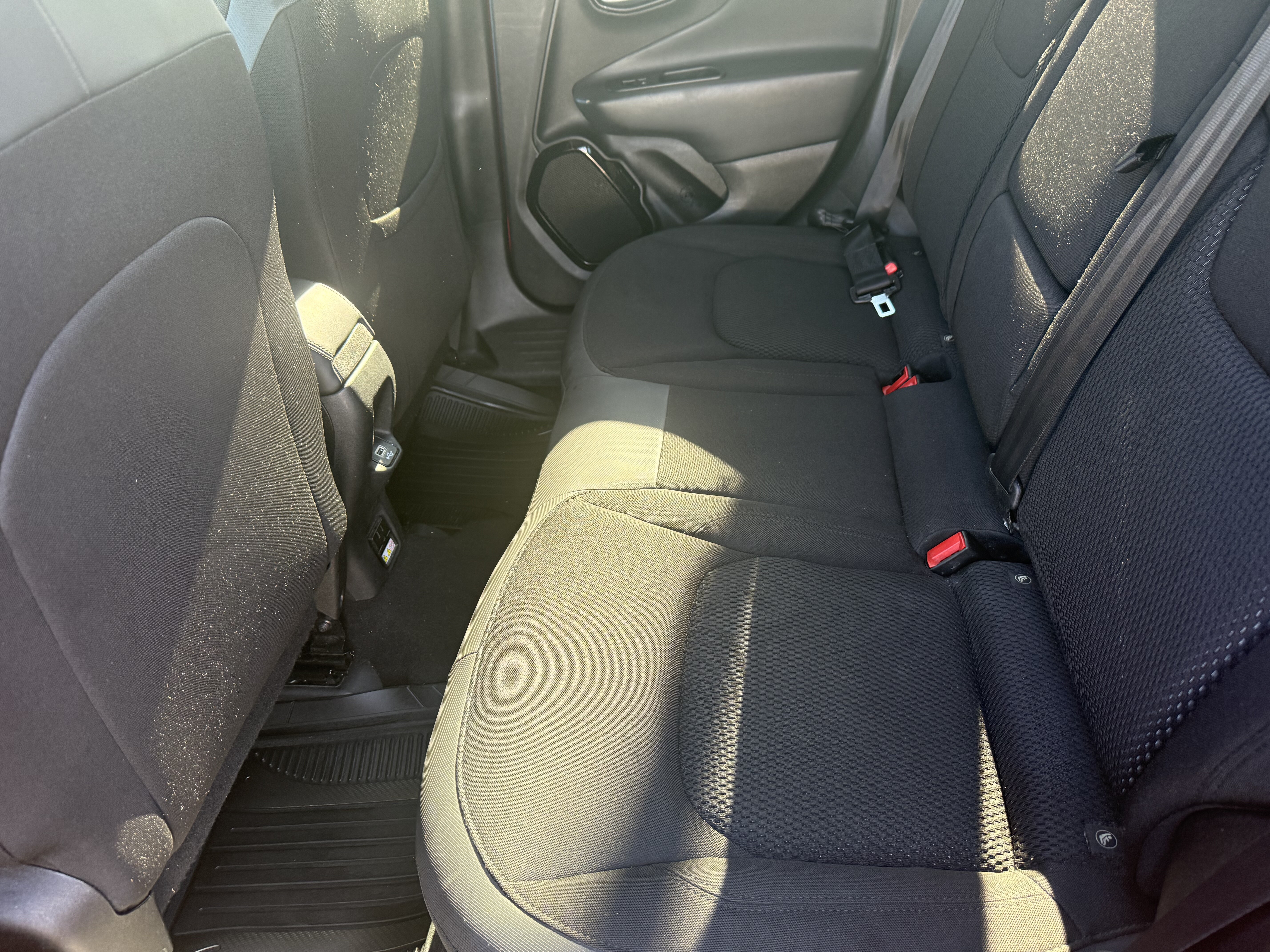 2018 Jeep Renegade in Phoenix, AZ 85022 - 18086909 8