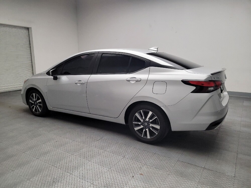 2021 Nissan Versa in Downey, CA 90241 - 18086914 3