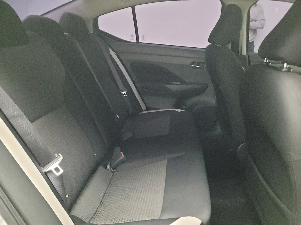 2021 Nissan Versa in Downey, CA 90241 - 18086914 19