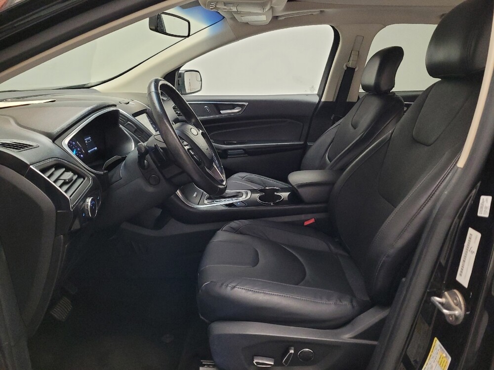 2018 Ford Edge in Montclair, CA 91763 - 18086916 17