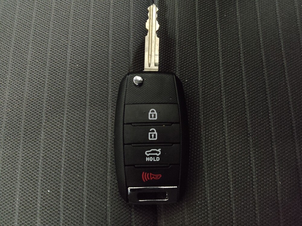 2016 Kia Forte in Jackson, MS 39211 - 18086924 32