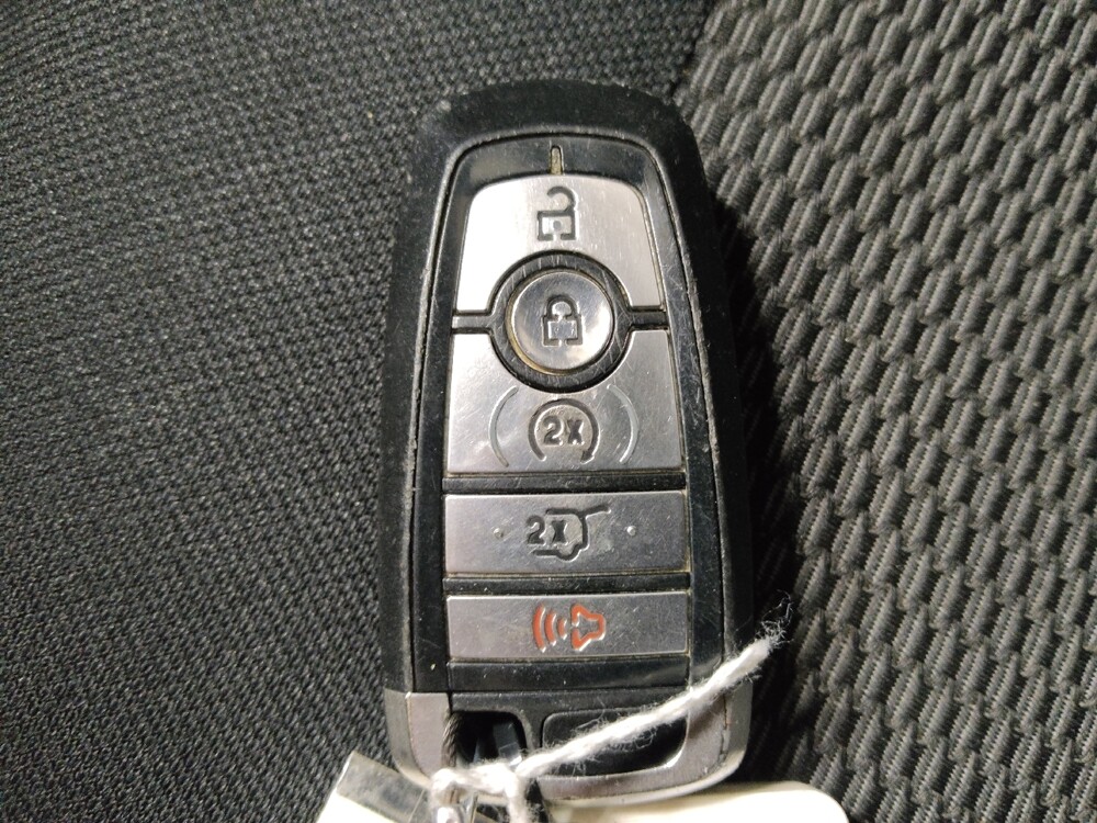 2019 Ford Explorer in Lewisville, TX 75067 - 18086943 32