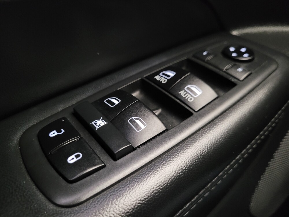 2019 Jeep Grand Cherokee in Phoenix, AZ 85022 - 18086948 27