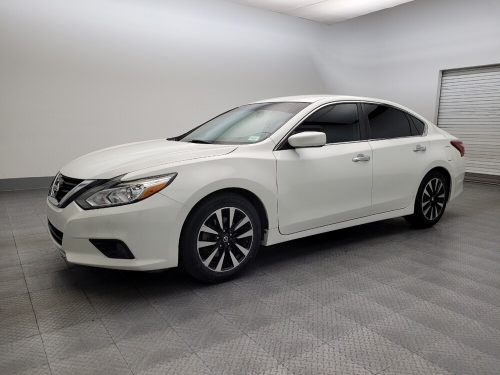 2018 Nissan Altima in Glendale, AZ 85301 - 18086951 2