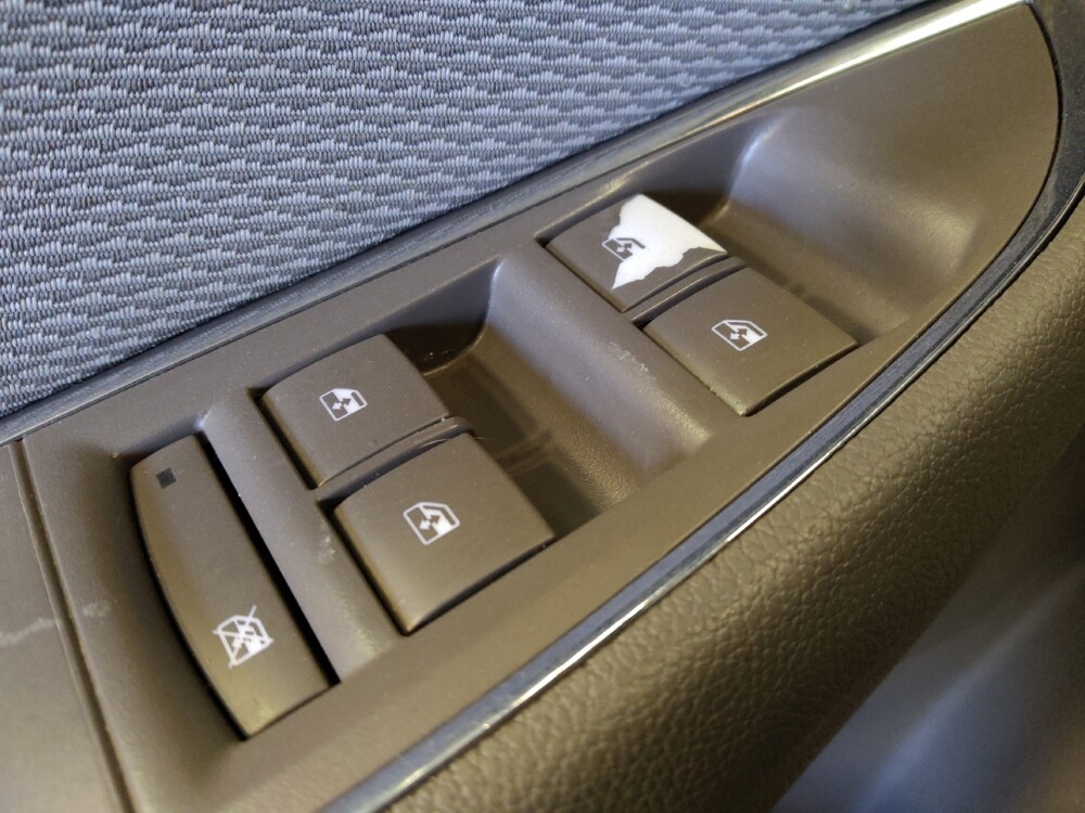 2018 Chevrolet Cruze in Glendale, AZ 85301 - 18086953 27