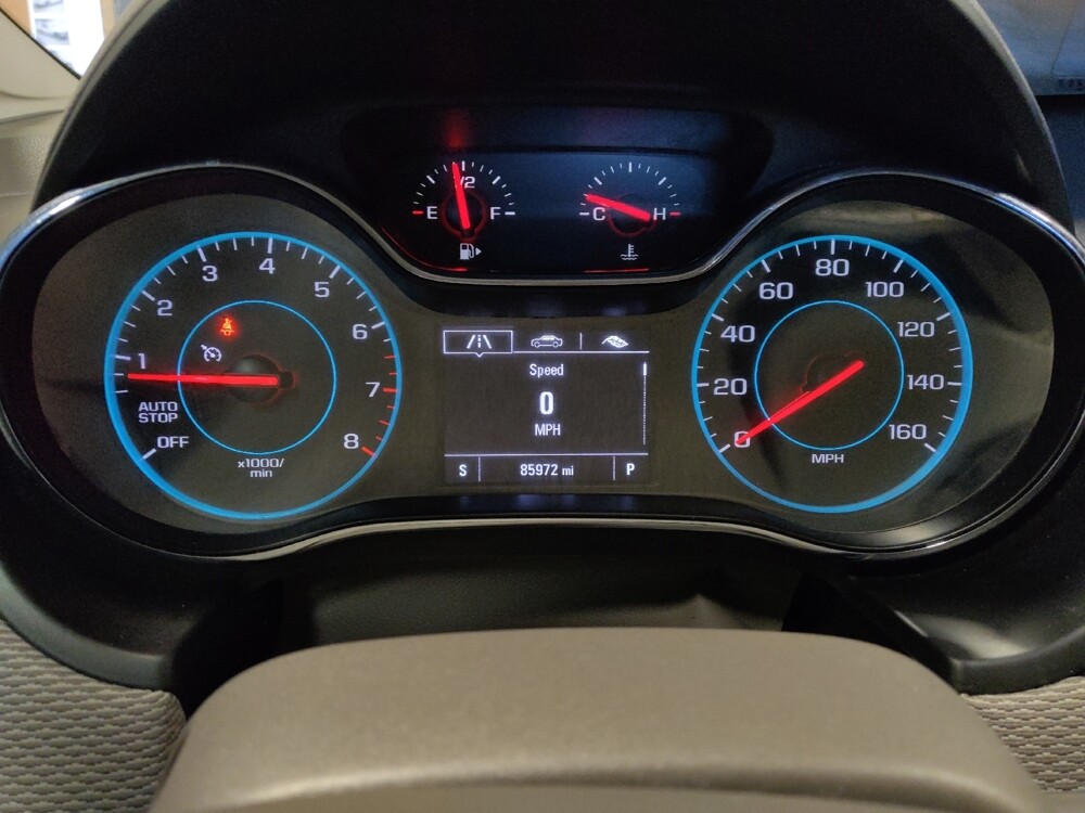 2018 Chevrolet Cruze in Glendale, AZ 85301 - 18086953 23