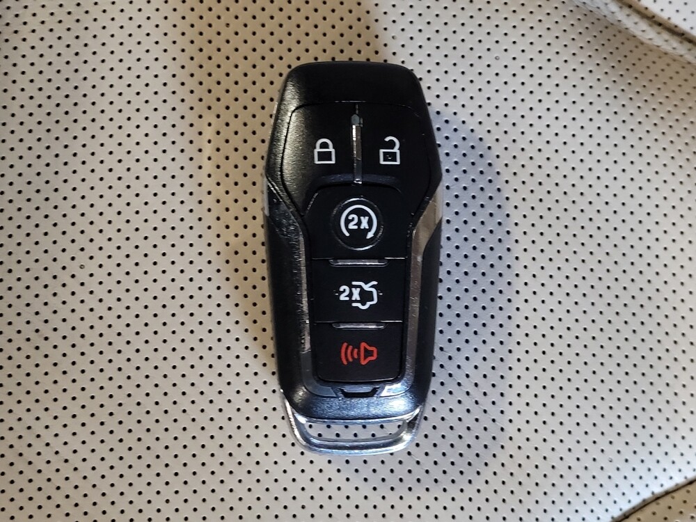 2016 Lincoln MKX in Ocala, FL 34471 - 18086968 32