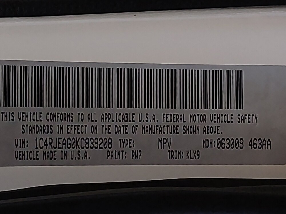 2019 Jeep Grand Cherokee in Orlando, FL 32808 - 18086974 33