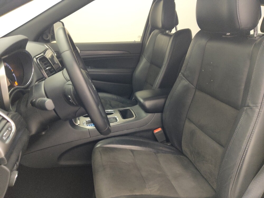 2019 Jeep Grand Cherokee in Orlando, FL 32808 - 18086974 17