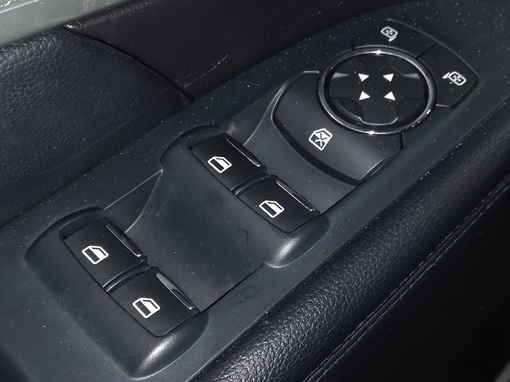 2016 Ford Explorer in Miami, FL 33157 - 18086976 27