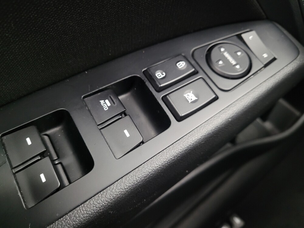 2020 Hyundai Elantra in Memphis, TN 38115 - 18086997 27