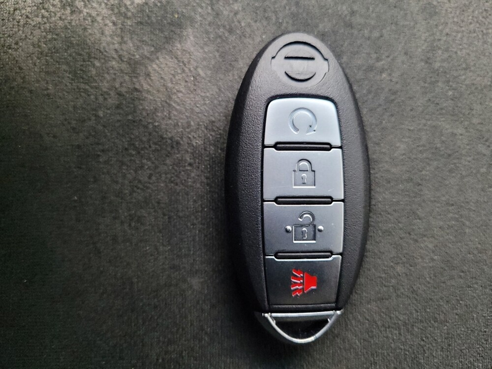 2015 Nissan Pathfinder in Memphis, TN 38115 - 18086998 32