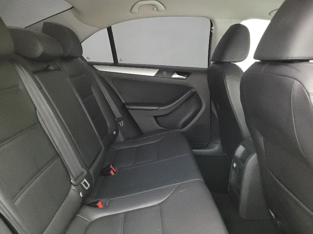 2014 Volkswagen Jetta in Columbus, OH 43231 - 18087001 19
