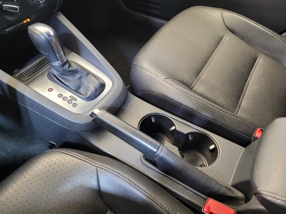 2014 Volkswagen Jetta in Columbus, OH 43231 - 18087001 26