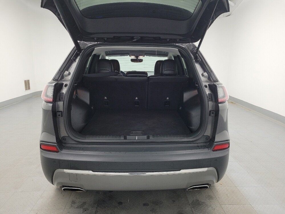 2019 Jeep Cherokee in Louisville, KY 40258 - 18087003 29