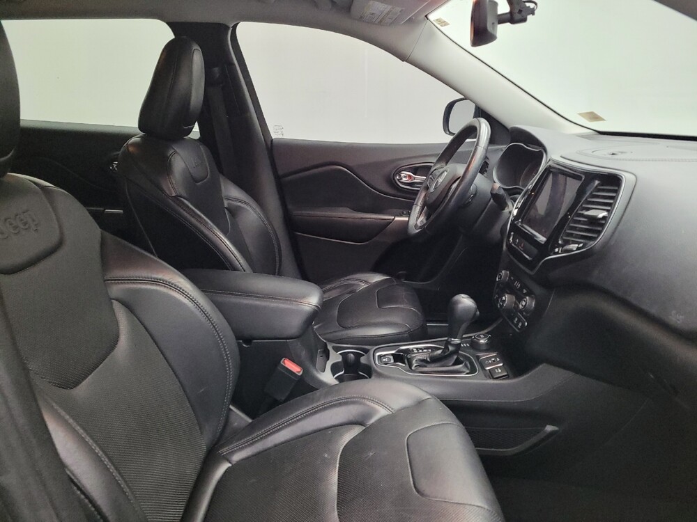 2019 Jeep Cherokee in Louisville, KY 40258 - 18087003 21