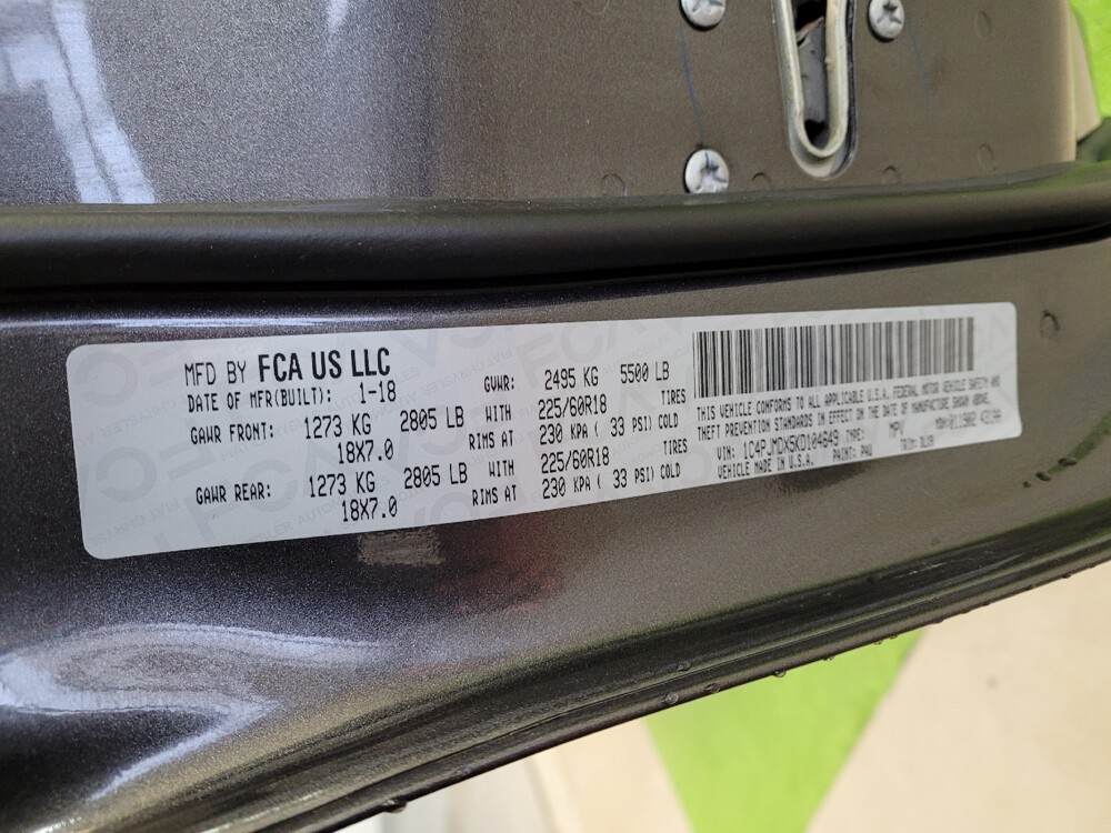 2019 Jeep Cherokee in Louisville, KY 40258 - 18087003 33