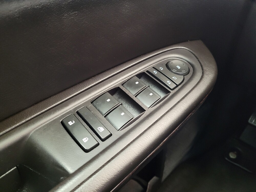 2017 Chevrolet Traverse in Louisville, KY 40258 - 18087005 27