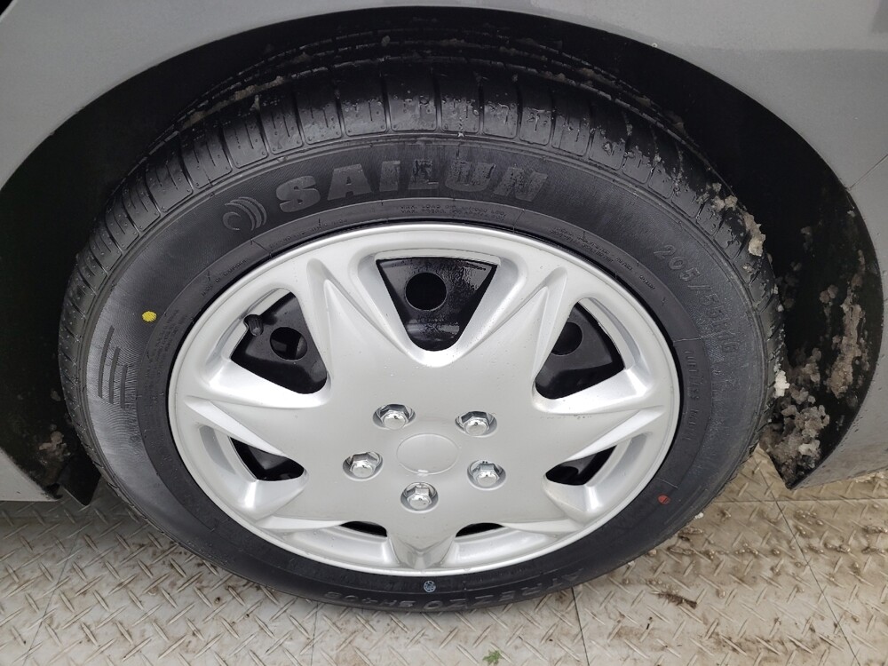 2018 Hyundai Elantra in Columbus, OH 43228 - 18087006 31