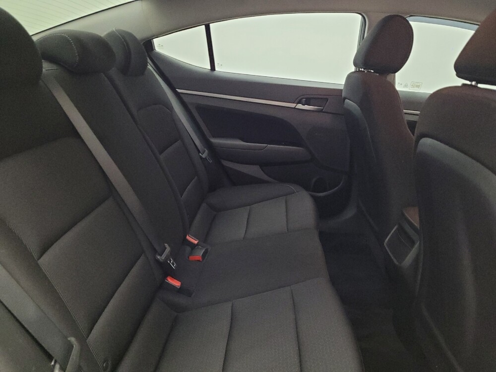 2018 Hyundai Elantra in Columbus, OH 43228 - 18087006 19