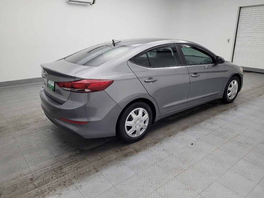 2018 Hyundai Elantra in Columbus, OH 43228 - 18087006 10