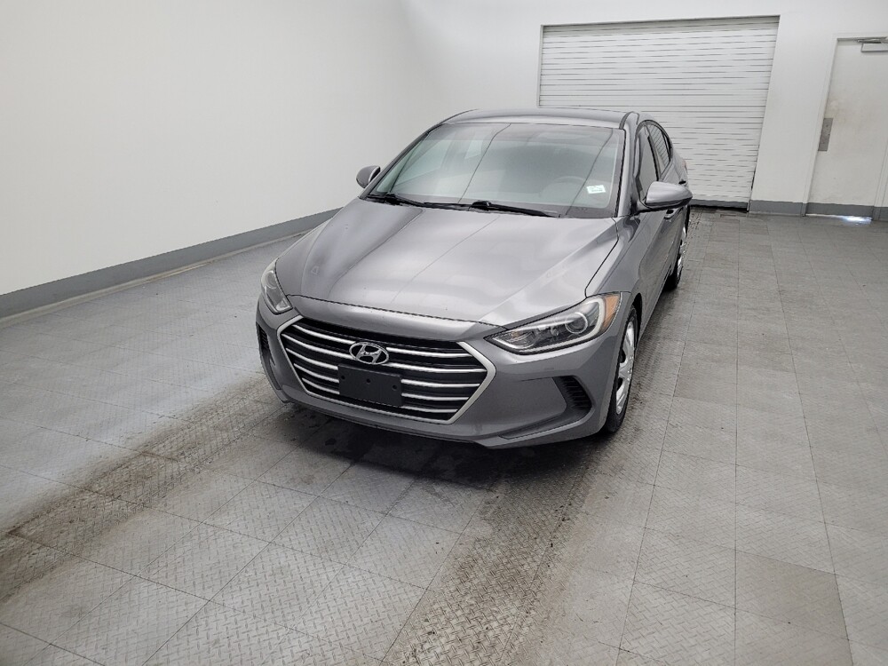 2018 Hyundai Elantra in Columbus, OH 43228 - 18087006 15