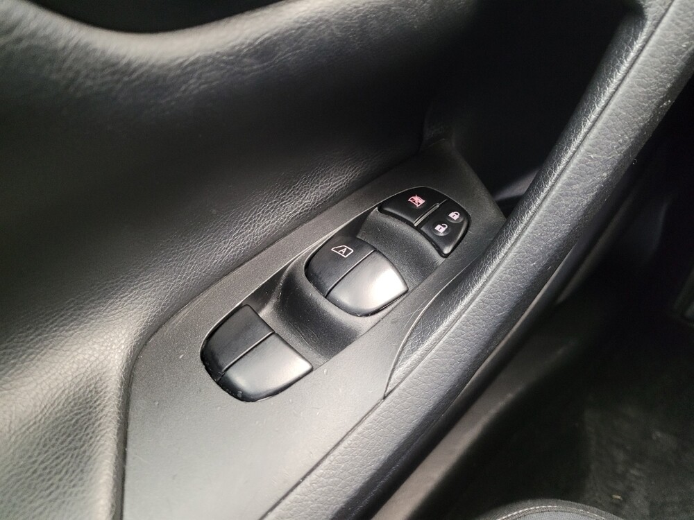 2017 Nissan Altima in Columbus, OH 43231 - 18087008 27