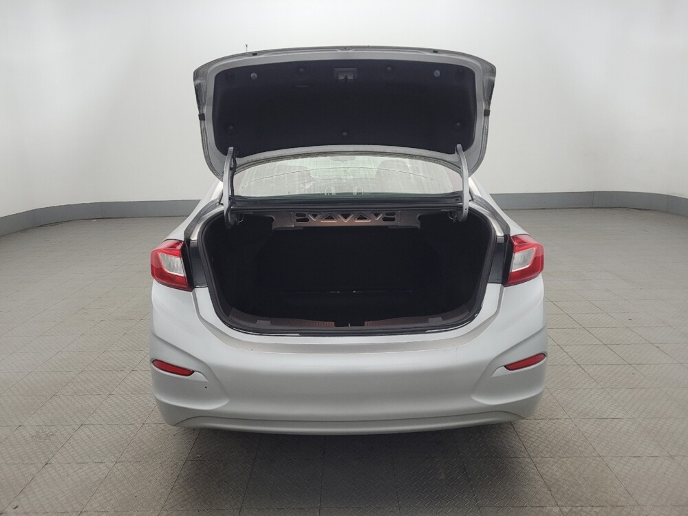 2018 Chevrolet Cruze in New Castle, DE 19720 - 18087018 29