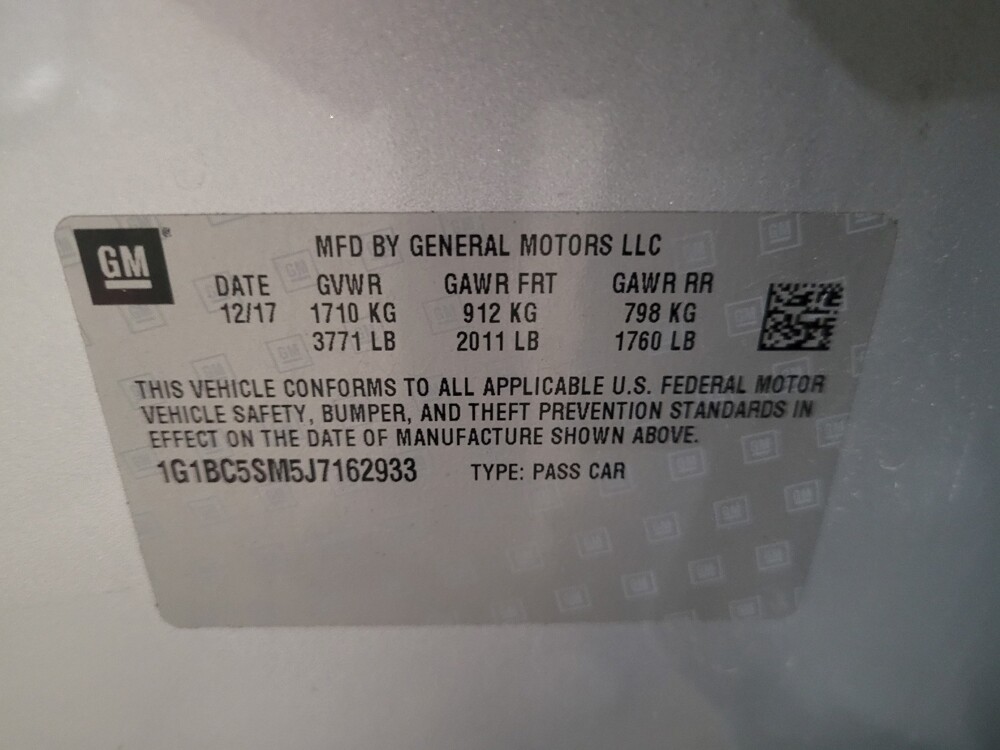 2018 Chevrolet Cruze in New Castle, DE 19720 - 18087018 33