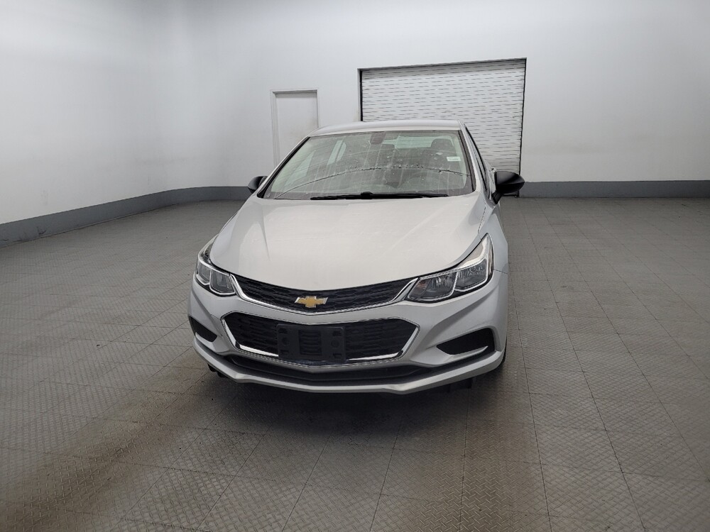 2018 Chevrolet Cruze in New Castle, DE 19720 - 18087018 15