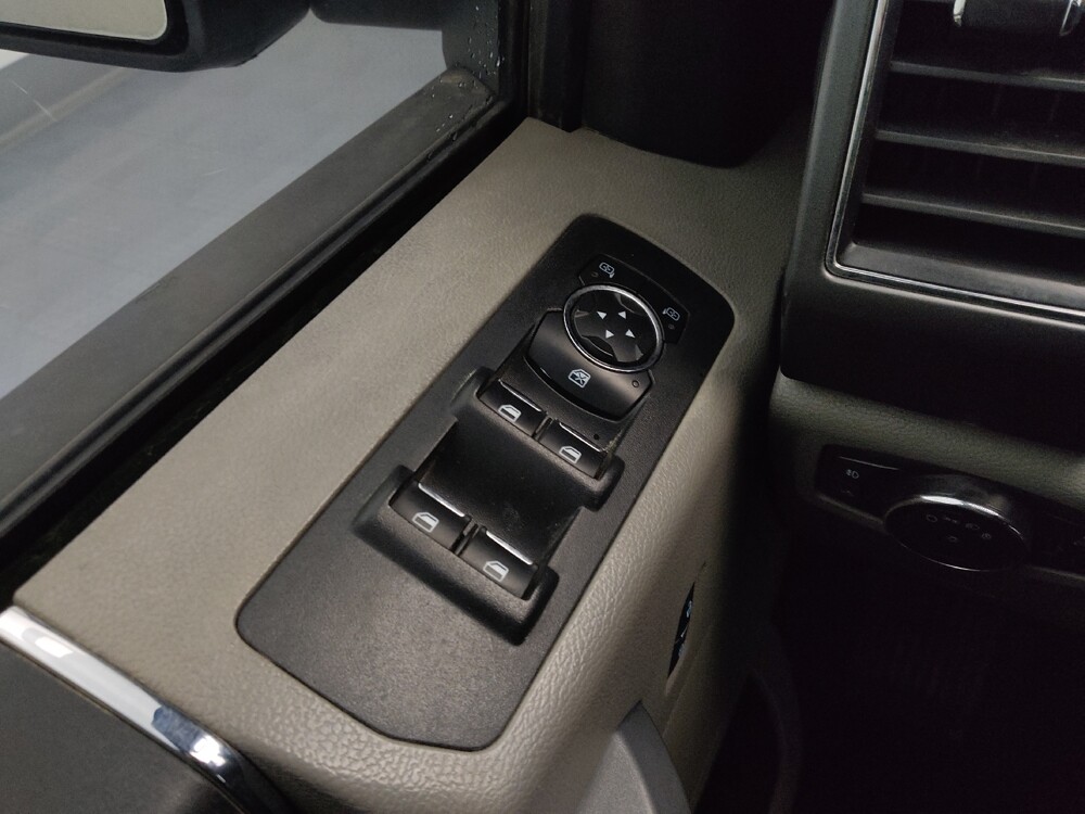 2017 Ford F150 in Gladstone, MO 64118 - 18087026 27