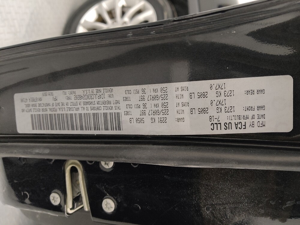 2019 Jeep Cherokee in Gladstone, MO 64118 - 18087029 33