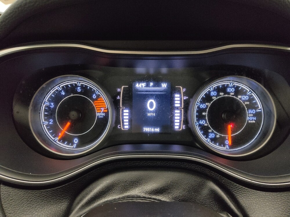 2019 Jeep Cherokee in Gladstone, MO 64118 - 18087029 23