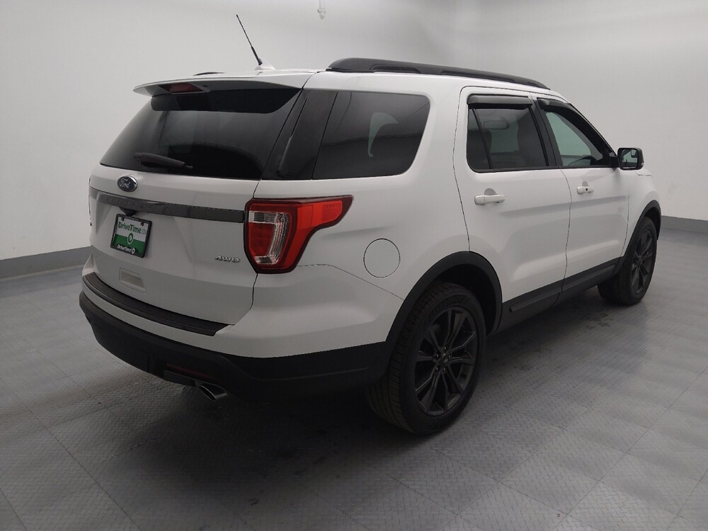 2018 Ford Explorer in Gladstone, MO 64118 - 18087031 9