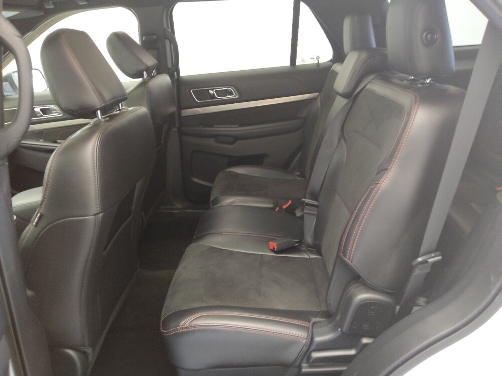2018 Ford Explorer in Gladstone, MO 64118 - 18087031 18