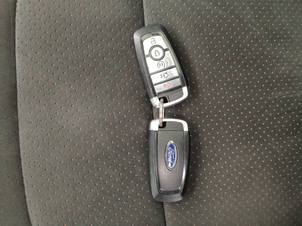 2018 Ford Explorer in Gladstone, MO 64118 - 18087031 32