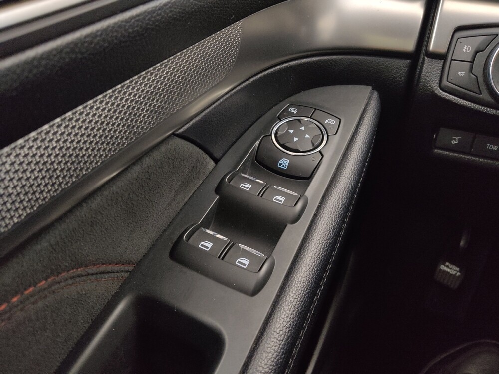 2018 Ford Explorer in Gladstone, MO 64118 - 18087031 27