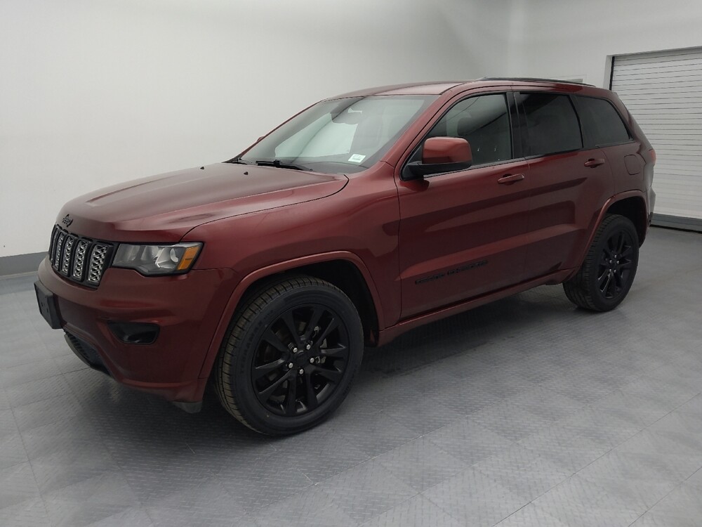 2018 Jeep Grand Cherokee in St. Louis, MO 63136 - 18087032 2